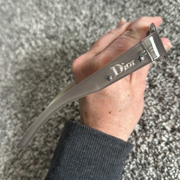 Dior sunglasses - Picture 2 of 5